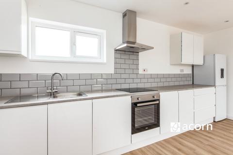 2 bedroom flat to rent, Worsley Bridge Road London SE26