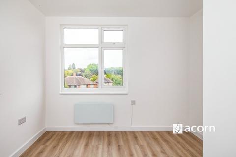2 bedroom flat to rent, Worsley Bridge Road London SE26