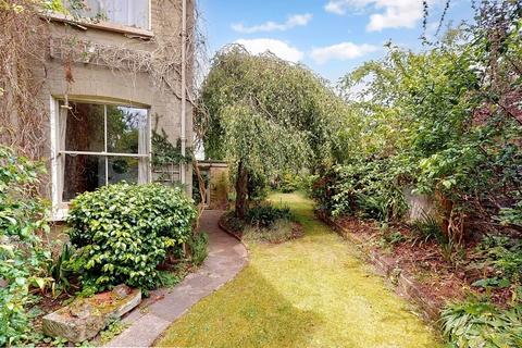 4 bedroom semi-detached house for sale, Burlington Avenue, Kew, Richmond, Surrey TW9