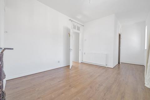 3 bedroom semi-detached house for sale, Sibthorpe Road, London, SE12