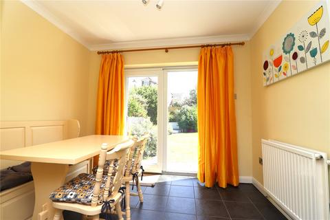 10 Burlington Grove, Barnstaple, EX32 9BU
