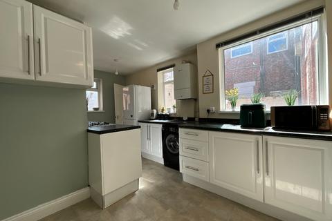 2 bedroom flat for sale, Talbot Road, South Shields, NE34