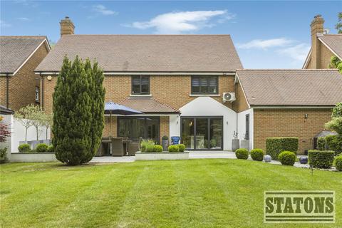 4 bedroom detached house for sale, May Gardens, Elstree, Hertfordshire, WD6
