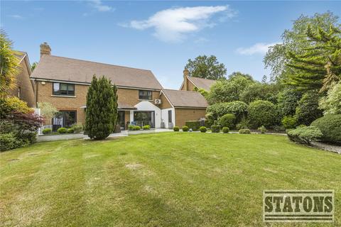 4 bedroom detached house for sale, May Gardens, Elstree, Hertfordshire, WD6