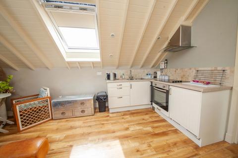 2 bedroom detached house for sale, Broadstone, Dartmouth TQ6