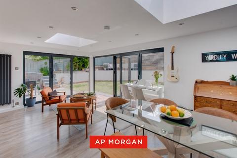 undefined, Royal Worcester Crescent, Bromsgrove, Worcestershire, B60