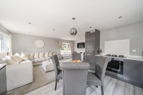 undefined, Warren Farm Home Park, Warren Lane, Pyrford, GU22