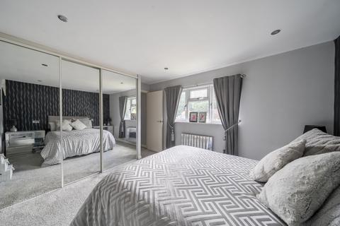 undefined, Warren Farm Home Park, Warren Lane, Pyrford, GU22