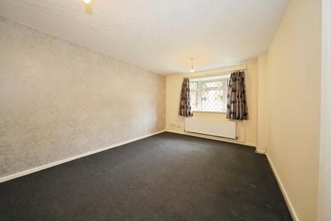 18 Cosgrove Walk, Wolverhampton, WV8 1YD