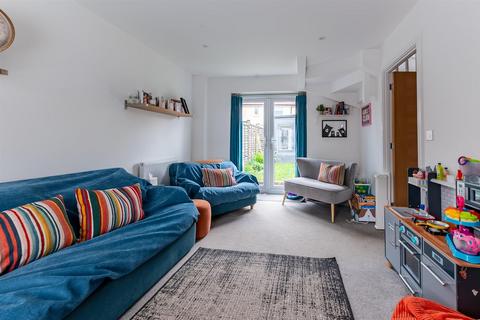 15 Bevan Road, Bitton, Bristol, BS30 6AE