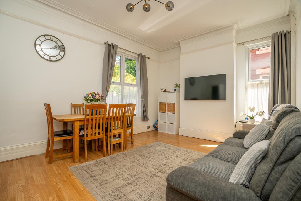 Morrislane15
