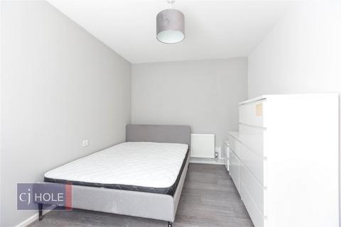 4 bedroom end of terrace house to rent, Hayes Close, St Philips, Bristol, BS2