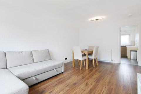 3/6 Oxgangs Avenue, Edinburgh, EH13 9HZ