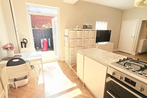 Flat 1, 101 Sandford Road, Birmingham, B13 9BU