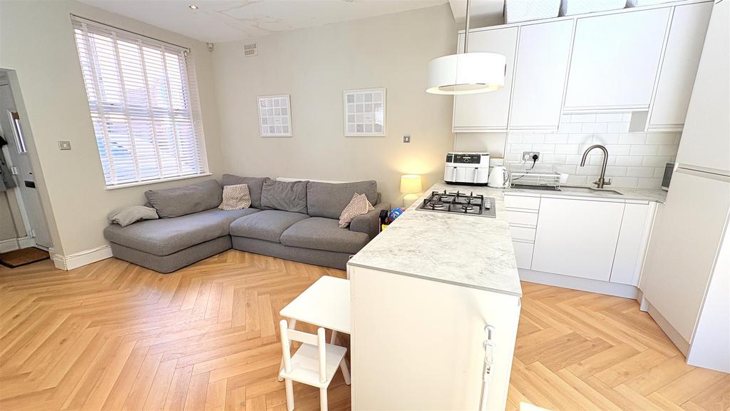 Open Plan Living/Kitchen
