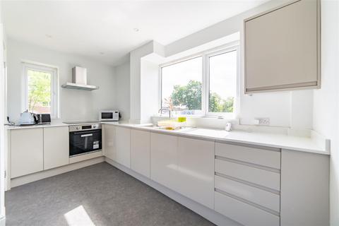 11 Brenkley Close, Dinnington, Newcastle Upon Tyne, NE13 7JN