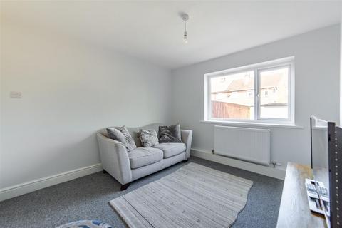 11 Brenkley Close, Dinnington, Newcastle Upon Tyne, NE13 7JN