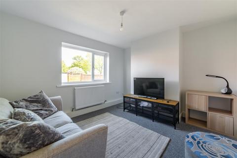 11 Brenkley Close, Dinnington, Newcastle Upon Tyne, NE13 7JN