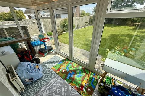 12 Haulfan, Ffosyffin, Aberaeron, SA46 0HT