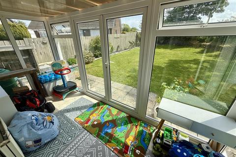 12 Haulfan, Ffosyffin, Aberaeron, SA46 0HT