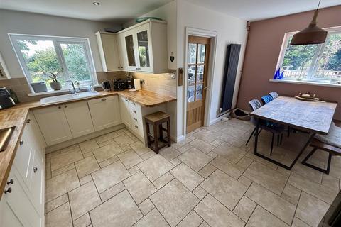 12 Haulfan, Ffosyffin, Aberaeron, SA46 0HT