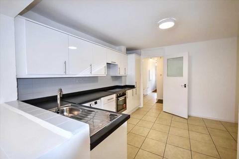 358 Acton Lane, London, W3 8PE