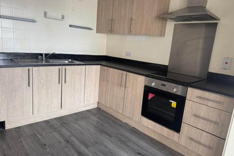 2 bedroom flat to rent, Louise Street, Dudley DY3