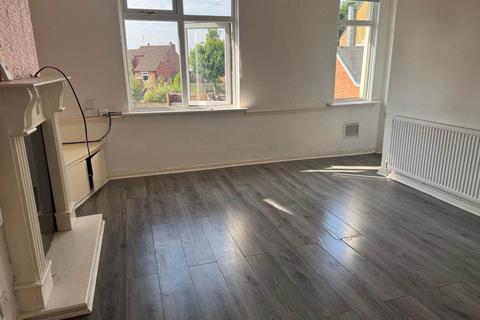 2 bedroom flat to rent, Louise Street, Dudley DY3