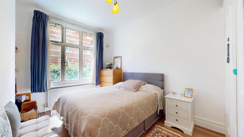 65 SMMbedroom2.jpg