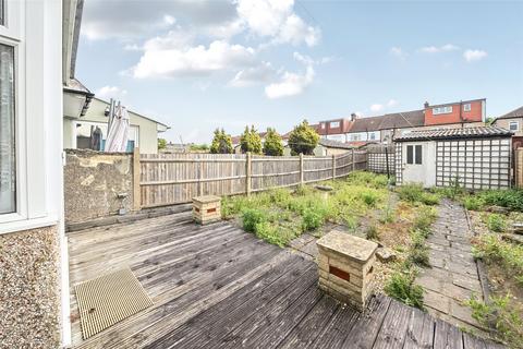 Abbotts Road, Mitcham CR4