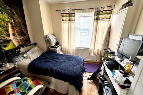 undefined, Waverley Road, Plumstead, London, SE18 7TJ