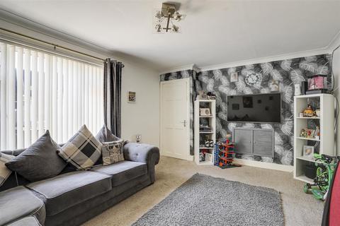 1 Ayton Close, Nottingham, NG2 1HF