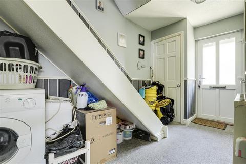 1 Ayton Close, Nottingham, NG2 1HF