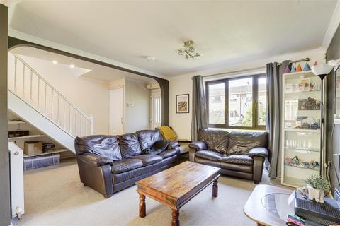 undefined, Scarf Walk, Wilford NG11