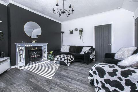 77 Backmarch Road, Rosyth, Dunfermline, KY11 2RP