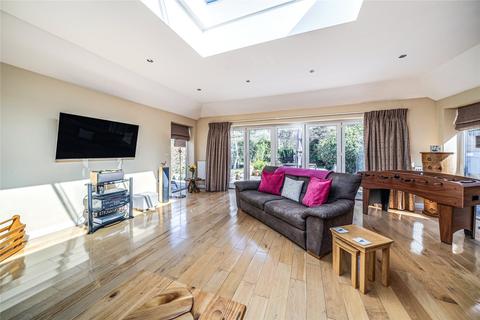 31 Llanvair Drive, Ascot, SL5 9HS