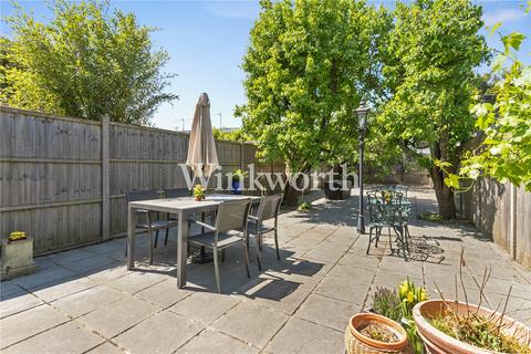 67 Waldeck Road, London, N15 3EL