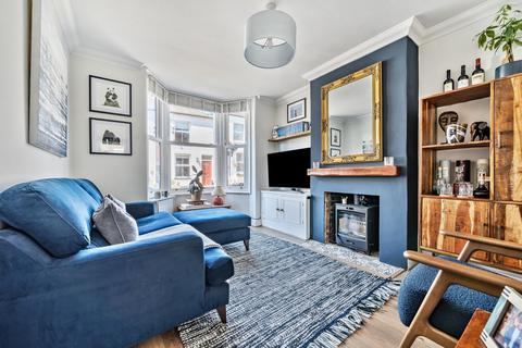 4 bedroom semi-detached house for sale, Mount Pleasant, Berkshire RG41