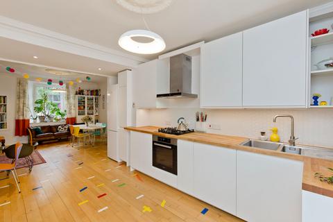 52 Newhaven Road, Edinburgh, EH6 5QB