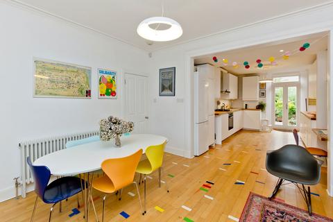 52 Newhaven Road, Edinburgh, EH6 5QB