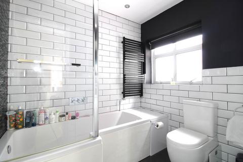 93 Aragon Road, Morden, SM4 4QG