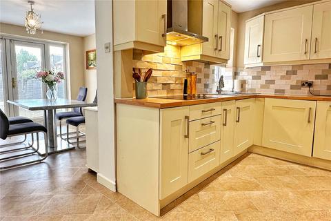 77 Chestnut Street, Chadderton, Oldham, OL9 8HF