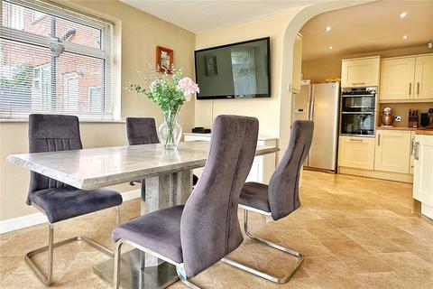 77 Chestnut Street, Chadderton, Oldham, OL9 8HF