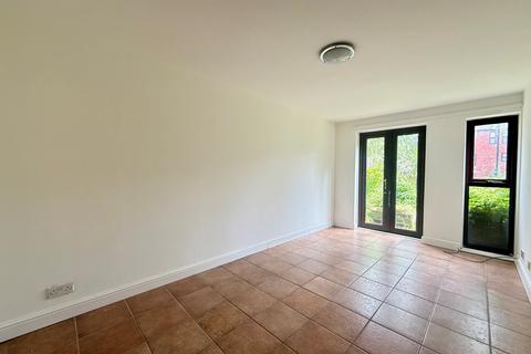 2 bedroom apartment for sale, Fullers Court, Commercial Road, EX2