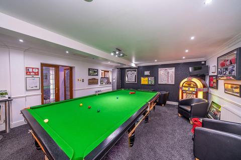 6 Shephard Close, Great Haywood, Stafford, ST18 0FN