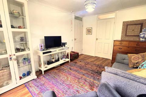 undefined, Grosvenor Court, Kings Norton B38