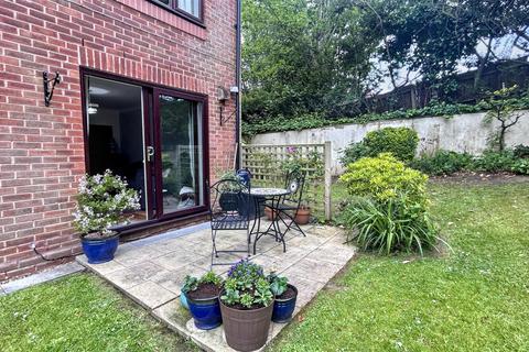 undefined, Grosvenor Court, Kings Norton B38