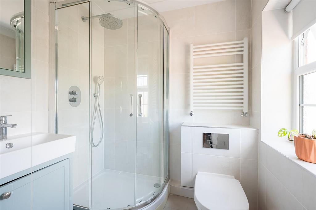 En suite shower room