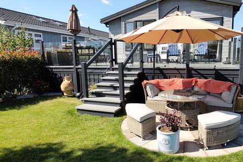 2 bedroom park home for sale, Quayside, Yarwell Mill Country Park, Yarwell PE8
