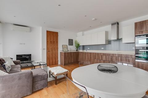 2 bedroom apartment to rent, Regis Place, 10 Llanvanor Road, Childs Hill, London, NW2